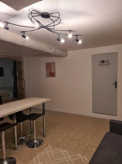 La Maison Du Bonheur Villa Caumont-sur-Durance Eksteriør billede